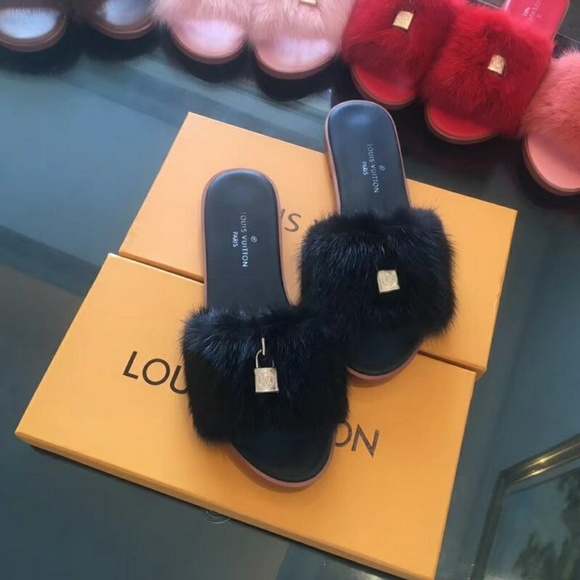 Meet your Posher, Debbie - Picture 4 of 7